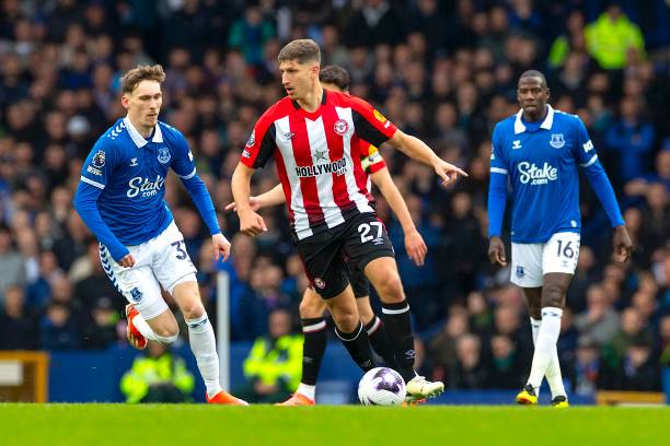 迷感到意外 迷感到意外