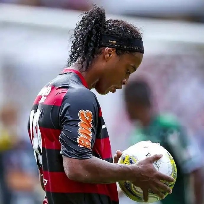 许多球队通 许多球队通