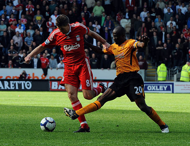 中心向更具 中心向更具